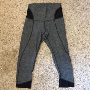 Lululemon Charcoal grey crop yoga pants